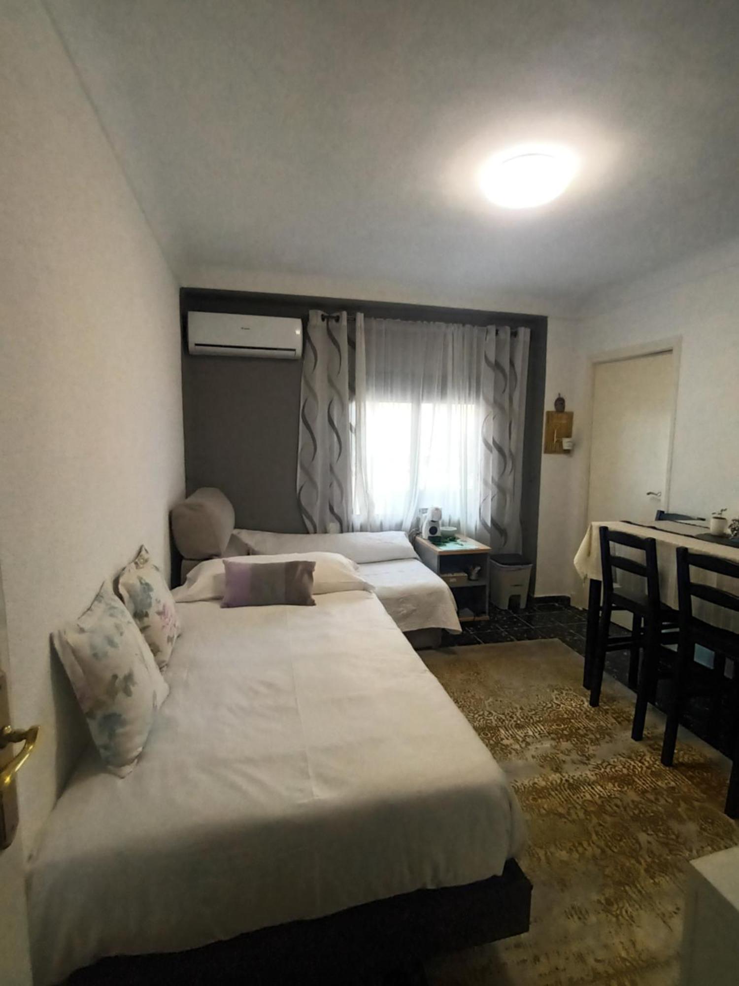 Lerida Apartment Валенсия Екстериор снимка